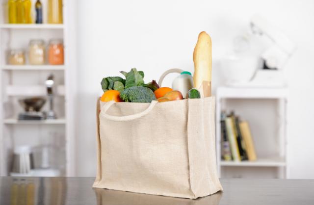 Vegtables in a canvas tote