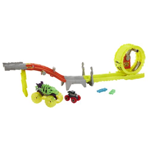 Hot Wheels Monster Trucks Power Smashers Charge & Chase Playset